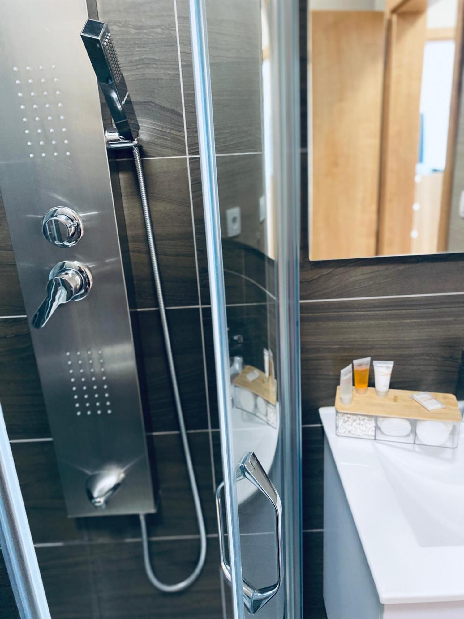 Apartman Na Brehu Lipna Černá v Pošumaví Buitenkant foto